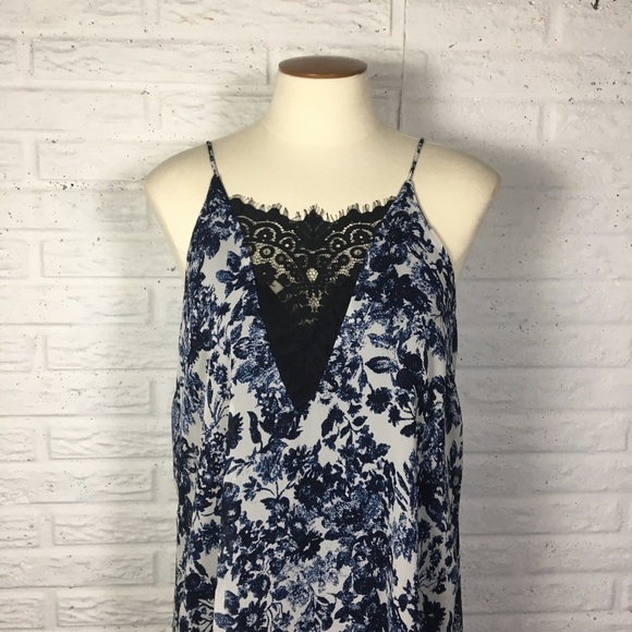 ASTR Small Floral Lace Trim Slip Dress Strappy - Picture 5 of 8